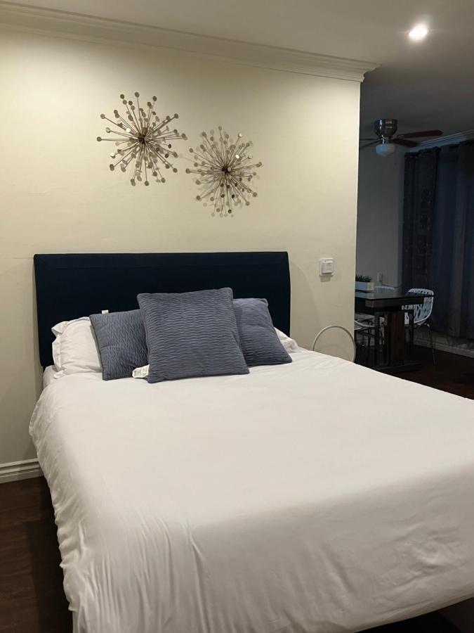 Apartment Centrally Located Ucla